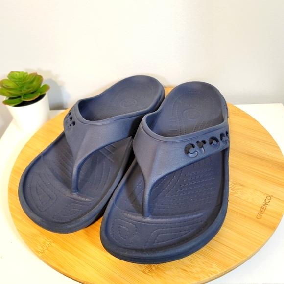 CROCS Shoes Crocs Navy Unisex Classic Comfort Flip Flop Sandals
